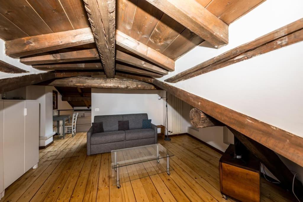 Wonderful Two Floors Apartment Милан Экстерьер фото